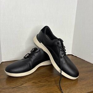 Calvin Klein Men's Black and White Sneakers